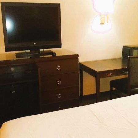 Oyo Hotel Mcintyre Ga, Us 441 מראה חיצוני תמונה